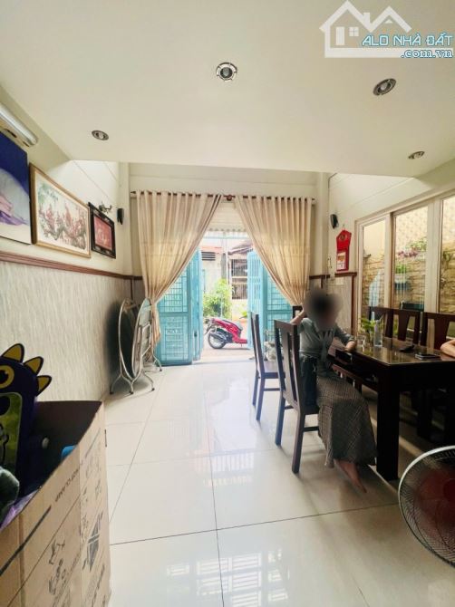 Nhà Đ. Hoà Bình, Hoà Thạnh Tân Phú. DT 36m2. 4 tầng BTCT. Ngang 4m. Giá 4.9 tỷ. - 2