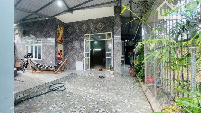 CĂN NHÀ NGANG 10m NGAY SÁT ĐƯỜNG 44A HƯỚNG VỀ BIỂN PHƯỚC HẢI - DT 10x12 - 118m có 40m tc - 2