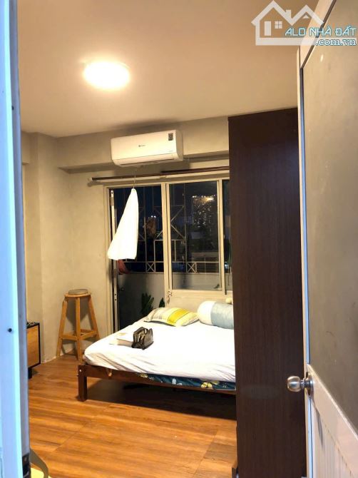 C/c Đặng văn Ngữ,P13,Phú Nhuận:2p ngủ, 2wc, Nội thất,11tr - 2
