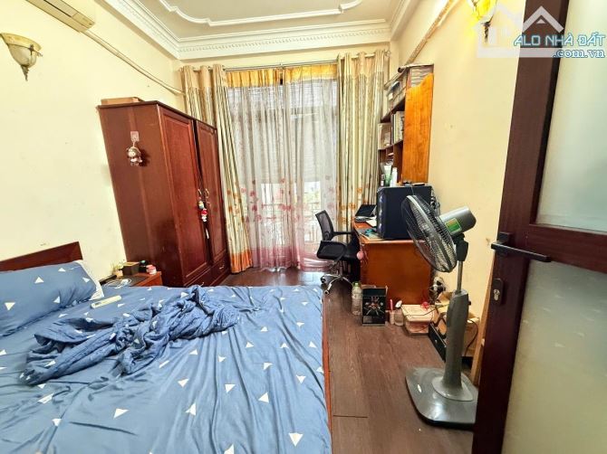 Nguyễn Ngọc Nại - Phân lô quân đội, nhà dân xây - 41m*5T - 15.9 Tỷ - Không đăng ảo - 2