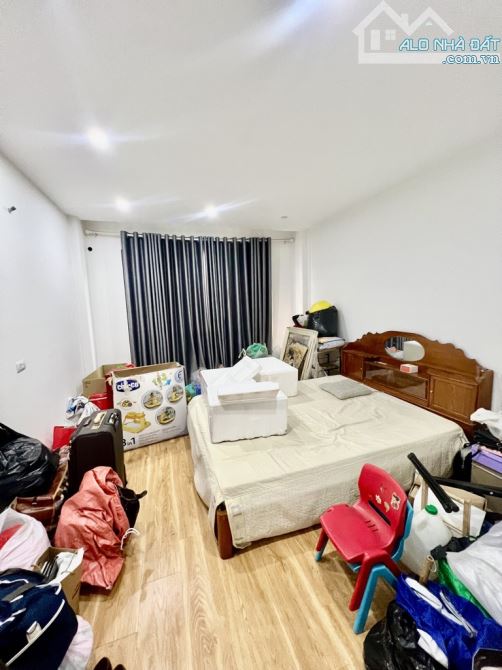 Hiếm ,Xuân Đỉnh Bắc Từ Liêm,36m2 5 tầng hơn 7 tỷ,gần ô tô,hàng xóm.Ngoại Giao Đoàn - 2