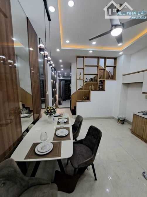 Thạnh Lộc 44, Quận 12  Kết cấu: 60m2 ( 4 x 15 m )Giá chỉ: 4.75 tỷ - 2