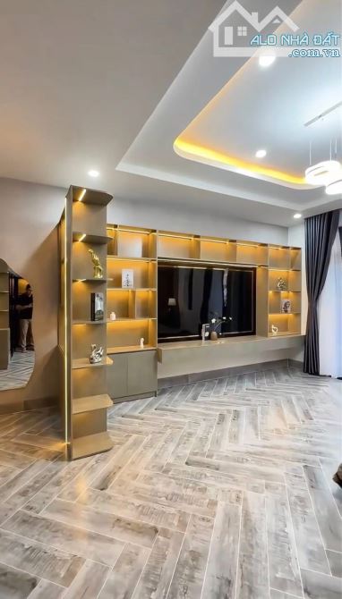 Bán nhà Đội Cấn, DT 32m2, MT 5m, thang máy, oto tránh, nhà đẹp long lanh, kinh doanh - 2