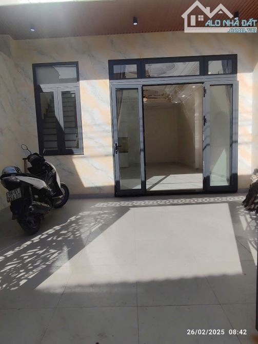Bán nhà mới 100% vào ở ngay, Đông An gần TTYT Dĩ An - 2
