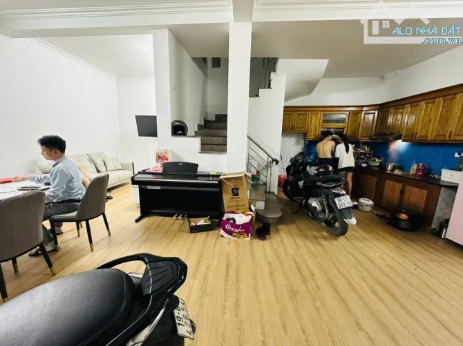 Bán Nhà Xuân Đỉnh, Gần Võ Chí Công, Xuân Tảo. Bắc Từ Liêm. DT : 55M2. Giá : 12,9 Tỷ - 2