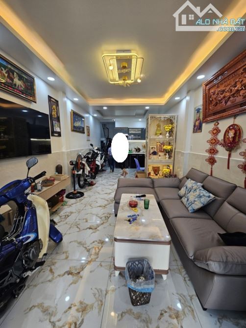 HẺM 3 GÁC THÔNG, TRẦN NGUYÊN HÃN, F13, Q8, 2 TẦNG ĐÚC, 57.0M2, 5.4 TỶ. - 2