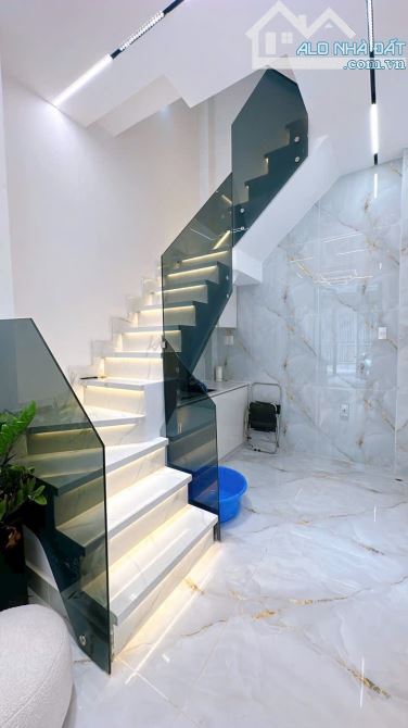 CHỈ 4 Tỷ 1 SỞ HỮU NGAY NHÀ MẶT TIỀN ĐƯỜNG SỐ Q4 - KHU DÂN CƯ HIỆN HỮU KHÔNG LO GIẢI TOẢ. - 2