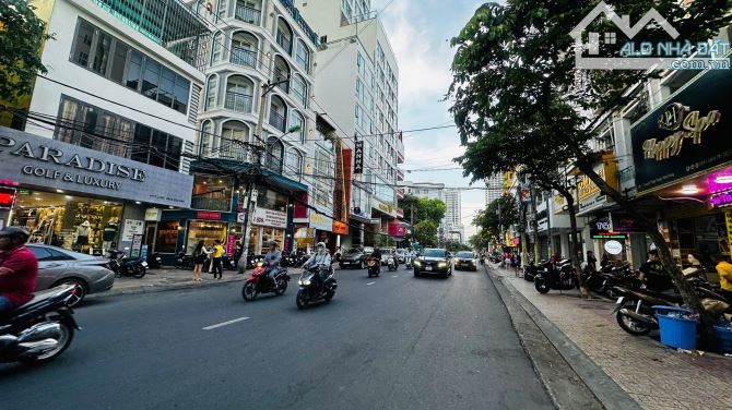 Bán lô đất đường Hùng vương chiều ngang 10,2m phù hợp xây khách sạn cách biển 300m - 2