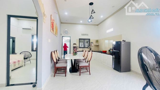 Căn nhà 535m2-168tc góc 2 mặt tiền TL44B - 2