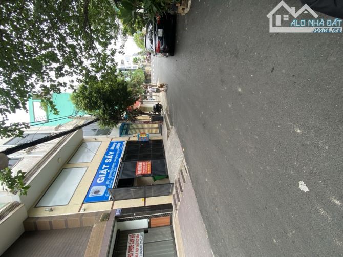 CẦN BÁN GẤP NHÀ KHU VÍP BẠCH ĐẰNG P2, Q. TÂN BÌNH DT 140M GIÁ 23,9 TỶ - 2