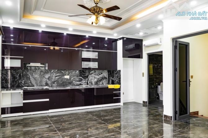 MẶT PHỐ NGUYỄN VĂN HƯỞNG - NHÀ MỚI SIÊU ĐẸP 6 TẦNG - THANG MÁY DÁT VÀNG - MẶT TIỀN 7M - - 3