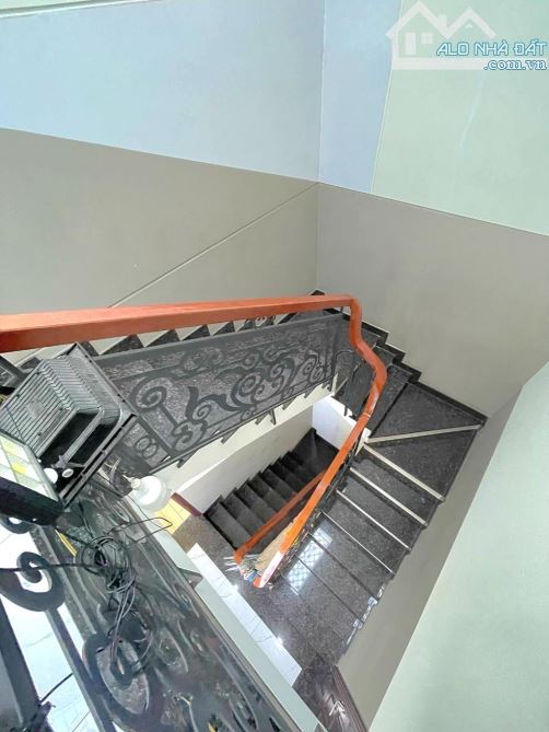 BÌNH TÂN - TÂY LÂN - HẺM TRẲNG MỘT TRỤC - OTO NGỦ TRONG NHÀ 128M - 3 TẦNG BTCT NHỈNH 9 TỶ - 3