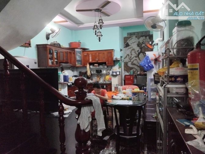 Bán nhà 65m2.4 tầng. Trần Thị Trọng.phường 15.TÂN BÌNH. 8.5T - 3
