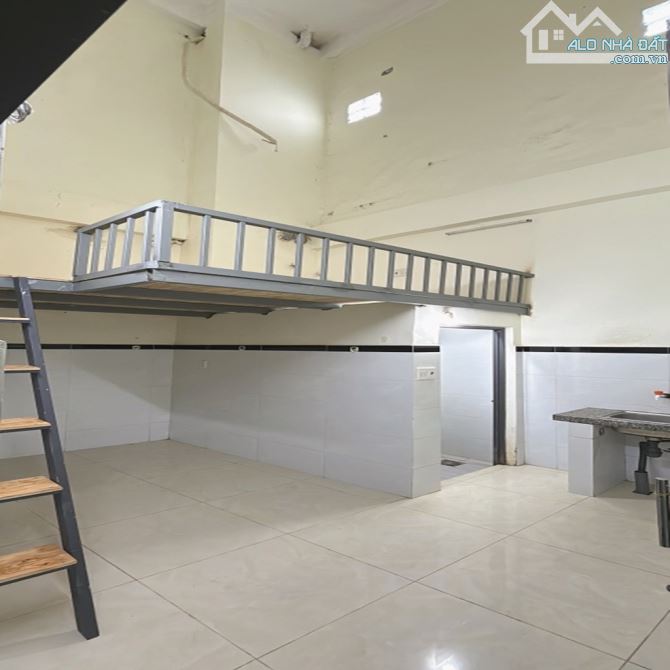 TOÀN CHDV TÂN BÌNH, 8 x 43 7 TẦNG + HẦM , 115 PHÒNG, DOANH THU 300TR/TH GIÁ 41.x TỶ - 3