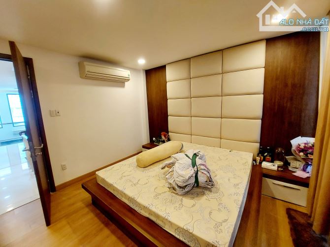 Nhà khu VIP, trung tâm Q7, xe hơi ngủ trong nhà, 4x20m, 4 tầng, nhỉnh 10 tỷ - 2