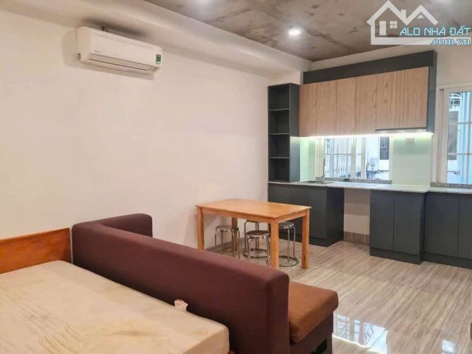 🌹HẺM XE HƠI THÔNG THOÁNG - NHÀ 4 TẦNG MỚI XÂY- 8 CHDV KHÉP KÍN NỘI THẤT CỰC XỊN - 3