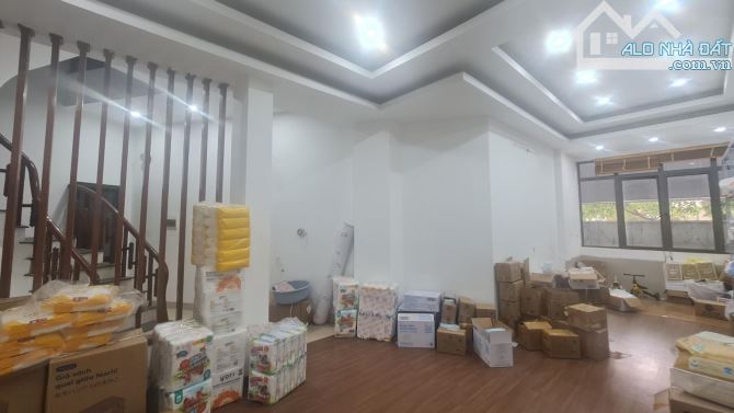 Mặt phố Quang Trung 50m 5t Kinh doanh sầm uất bất chấp , vỉa hè rộng - 3
