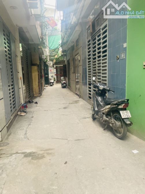 Hiếm ,Xuân Đỉnh Bắc Từ Liêm,36m2 5 tầng hơn 7 tỷ,gần ô tô,hàng xóm.Ngoại Giao Đoàn - 3