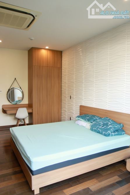 Biệt thự sân vườn khu vip Lam Sơn - Nguyễn Huy Tưởng P6 Q. BT 4 tầng hiện đại sang trọng.! - 3
