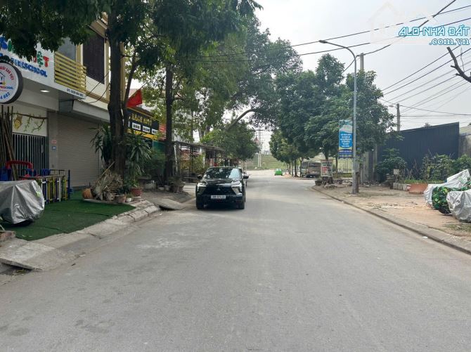 BÁN ĐẤT VỊ TRÍ VÀNG - VĨNH NGỌC ĐÔNG ANH - Ô TÔ TẢI TRÁNH - XE BUS VÀO TẬN NHÀ – 68M² - 3