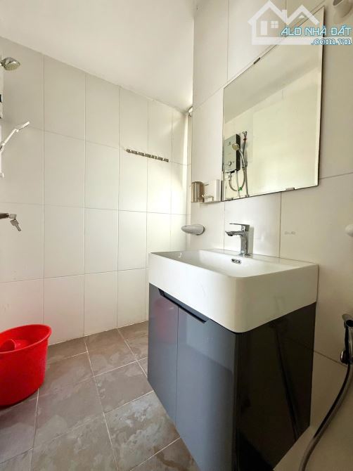 Chung cư Ruby, Nguyễn Sỹ Sách,Tân Bình:83m2, 2p ngủ,Nội thất,11tr - 3