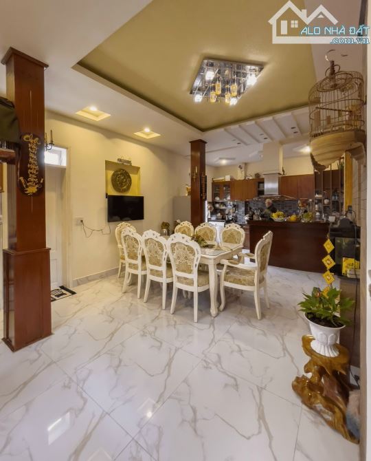 VILLA XINH MẶT TIỀN ĐẦU TRIỆU VIỆT VƯƠNG VIEW ĐẸP CÓ SÂN VƯỜN - 3