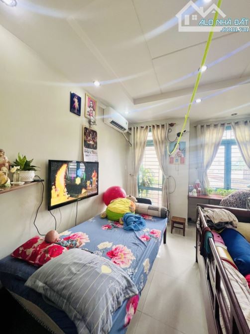 Nhà Đ. Hoà Bình, Hoà Thạnh Tân Phú. DT 36m2. 4 tầng BTCT. Ngang 4m. Giá 4.9 tỷ. - 4