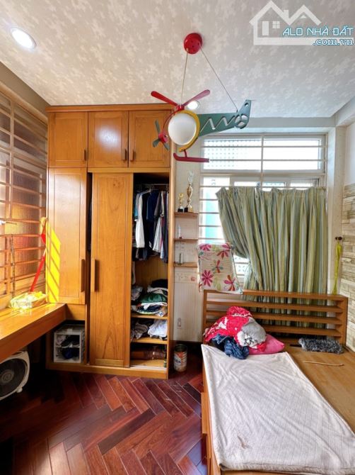 Gấp bán nhà Sài Gòn, kế Mt Nam Kỳ Khởi Nghĩa, giá 8.3 tỷ, dt 43m3, 5 tầng. - 4