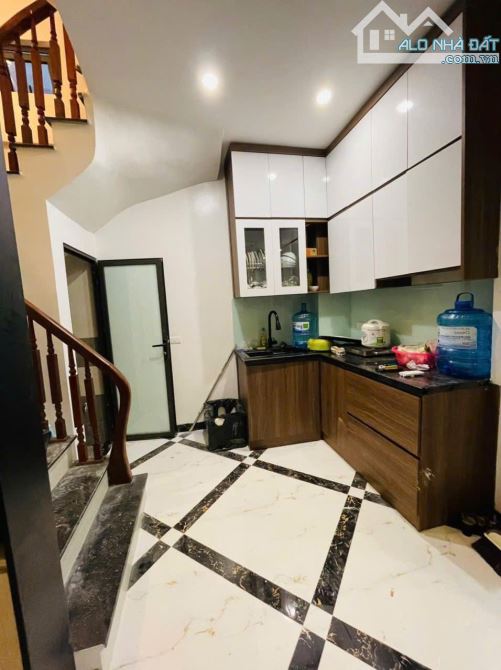 Nhà Doãn Kế Thiện Cầu Giấy, Ô tô 65m X 6 tầng 14,6 tỷ - 4