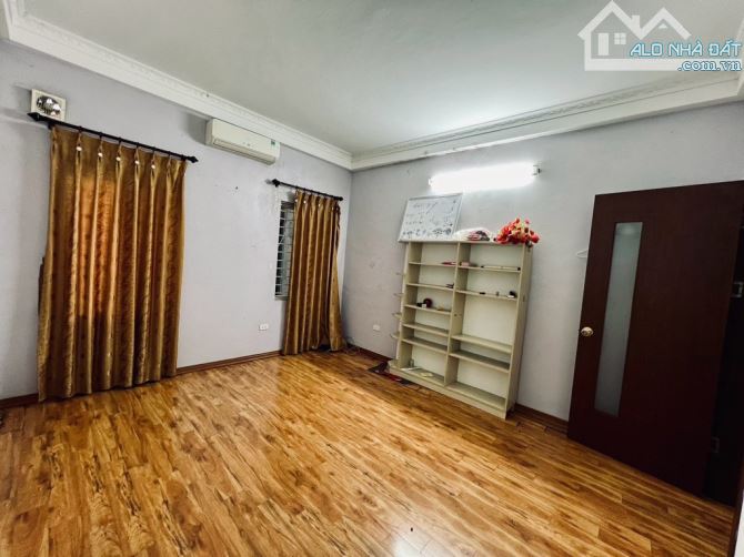 THỦ PHỦ QUẬN ĐỐNG ĐA - NHÀ DÂN XÂY KCBT KIÊN CỐ - TẶNG FULL NỘI THẤT - 38M 4T 6.15 Tỷ - 4