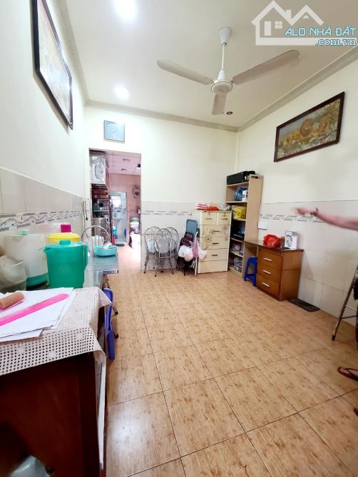 BÁN NHÀ MẶT TIỀN CHỢ HÒA BÌNH QUẬN 5 – 4 TẦNG BTCT – KINH DOANH ĐỈNH – SỔ HỒNG RIÊNG - 4