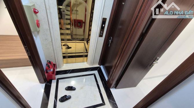 PHỐ LÊ TRỌNG TẤN - APARTMENT THANG MÁY - Ô TÔ TRÁNH - KINH DOANH - 4