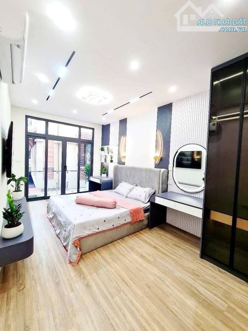 Bán Nhà Trần Quốc Hoàn Cầu Giấy-Phân Lô Oto Tránh Kinh Doanh-45m 5 Tầng Mt 4m Giá 17,4 Tỷ - 5