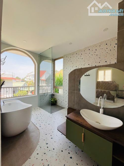 VILLA HOÀN CÔNG CÓ THANG MÁY NỘI KHU KHANG TRANG P6 ĐÀ LẠT - 5