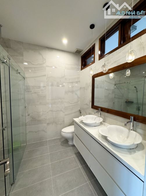 Biệt thự sân vườn khu vip Lam Sơn - Nguyễn Huy Tưởng P6 Q. BT 4 tầng hiện đại sang trọng.! - 5