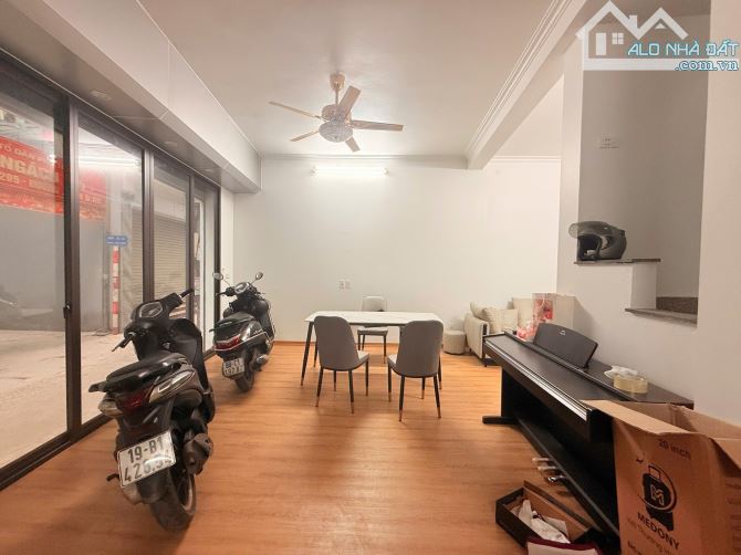 Bán Nhà Xuân Đỉnh, Gần Võ Chí Công, Xuân Tảo. Bắc Từ Liêm. DT : 55M2. Giá : 12,9 Tỷ - 5