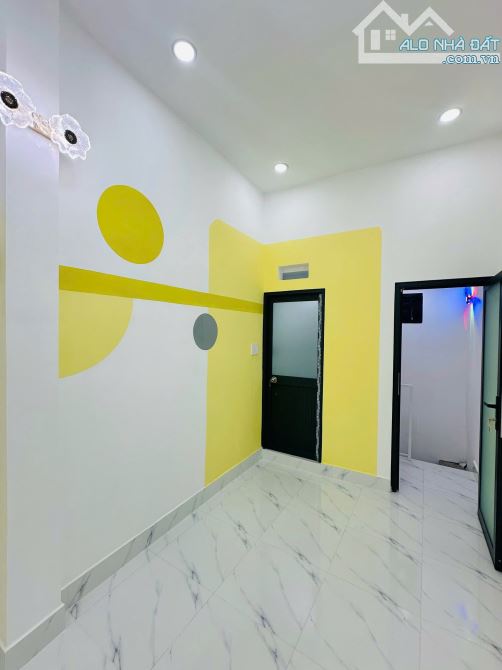 BÁN NHÀ 1 TRỆT 2 LẦU MỚI ĐẸP 100% - CÁCH 1 CĂN RA MT ĐƯỜNG HÀN HẢI NGUYÊN- Q11 - CHỈ 3.48 - 5
