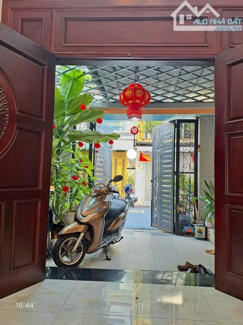 ✨ NHÀ 5 TẦNG (4x18M) VỊ TRÍ ĐẸP, CÓ ĐẦY ĐỦ CÔNG NĂNG, HẺM 8M 2 XE TẢI TRÁNH NHAU - 7,85 TỶ - 5