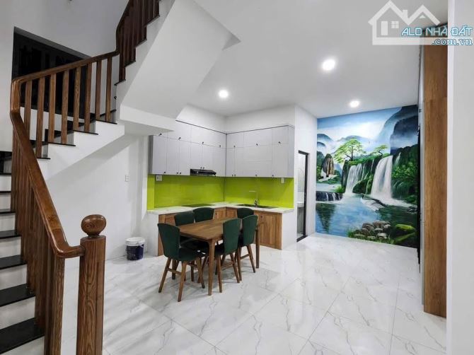 Nhà Phú Mỹ - TDM: 1 Trệt 1 lầu 1 tum: 3 ty 950 tr, - 5