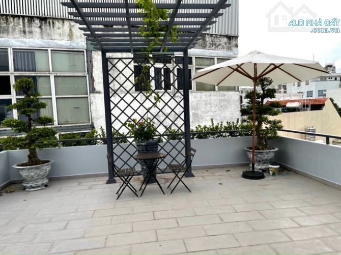 Bán Nhà 4 tầng full NT cao cấp, 115M2 ngang hơn 6m. Tại Quận 1, đường Võ Thị Sáu 2x tỷ - 6