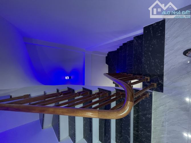 Liên Mạc -Bắc Từ Liêm -5 Tầng Xây Mới DT 35m .Ô Tô 4 Chỗ Vào .Giá 4,9 Tỷ - 7