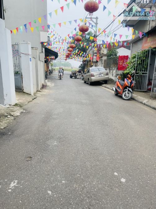 Liên Mạc -Bắc Từ Liêm -5 Tầng Xây Mới DT 35m .Ô Tô 4 Chỗ Vào .Giá 4,9 Tỷ - 8