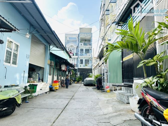 BÁN NHÀ BÌNH TÂN 90m2 6.7x14.6m 4 TẦNG CẠNH QUẬN 6 - AN DƯƠNG VƯƠNG - 7,x TỶ. - 8
