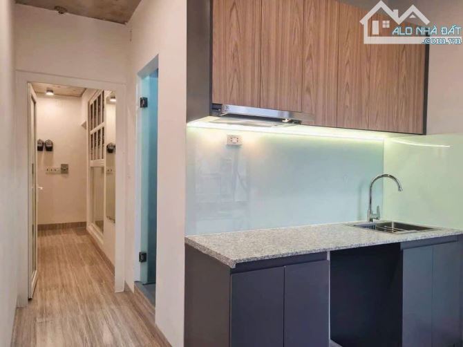 🌹HẺM XE HƠI THÔNG THOÁNG - NHÀ 4 TẦNG MỚI XÂY- 8 CHDV KHÉP KÍN NỘI THẤT CỰC XỊN - 8