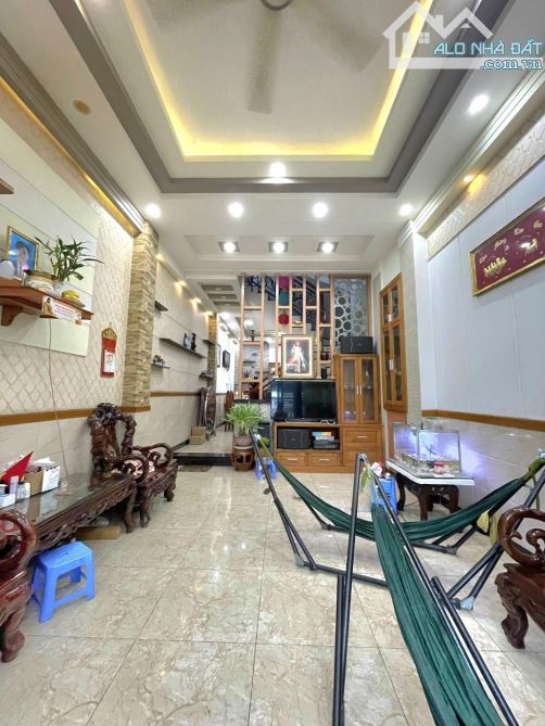BÌNH TÂN - TÂY LÂN - HẺM TRẲNG MỘT TRỤC - OTO NGỦ TRONG NHÀ 128M - 3 TẦNG BTCT NHỈNH 9 TỶ - 9