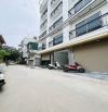 Khu phân lô vỉa hè- nhà mới- thang máy- gara ô tô- Hoàng Mai- đường thông rộng
