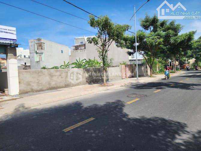 CHUYỂN NHƯƠNG LÔ ĐẤT MẶT TIỀN HƠN 1000M2 ĐƯỜNG NGUYỄN THỊ MINH KHAI, PHƯỜNG 8, VŨNG TÀU - 1