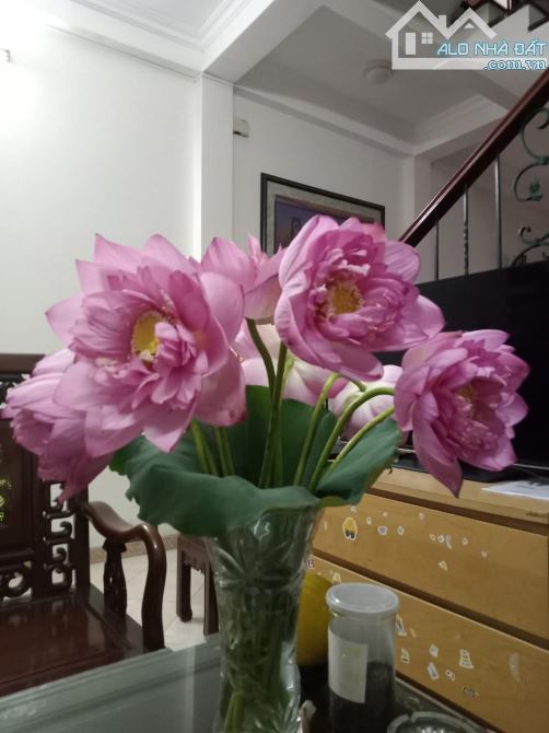 BÁN GẤP NHÀ PHỐ PHAN KẾ BÍNH -QUẬN BA ĐÌNH -GẦN PHỐ - 57 M 2 - 3  TẦNG - Giá  chào 7 tỷ 8