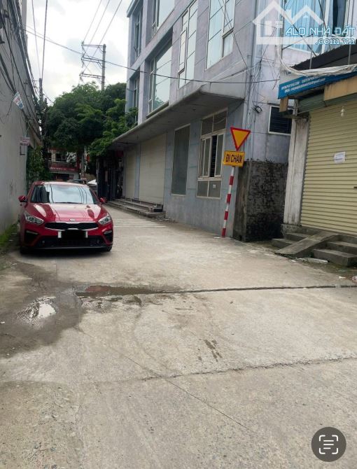 Bán nhà đất tặng nhà - Gần trường Học Viện Tài Chính - ôtô tránh - DT 74m² - chỉ hơn 7 tỷ