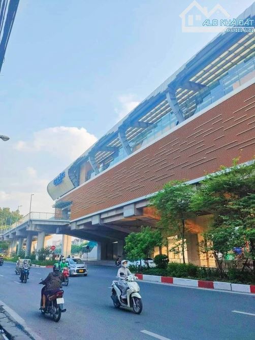 Bán Nhà Đường LÁNG - ĐỐNG ĐA 55m X6 TẦNG THANG MÁY - MẶT TIỀN 4.3m - GIÁ 10.5 TỶ